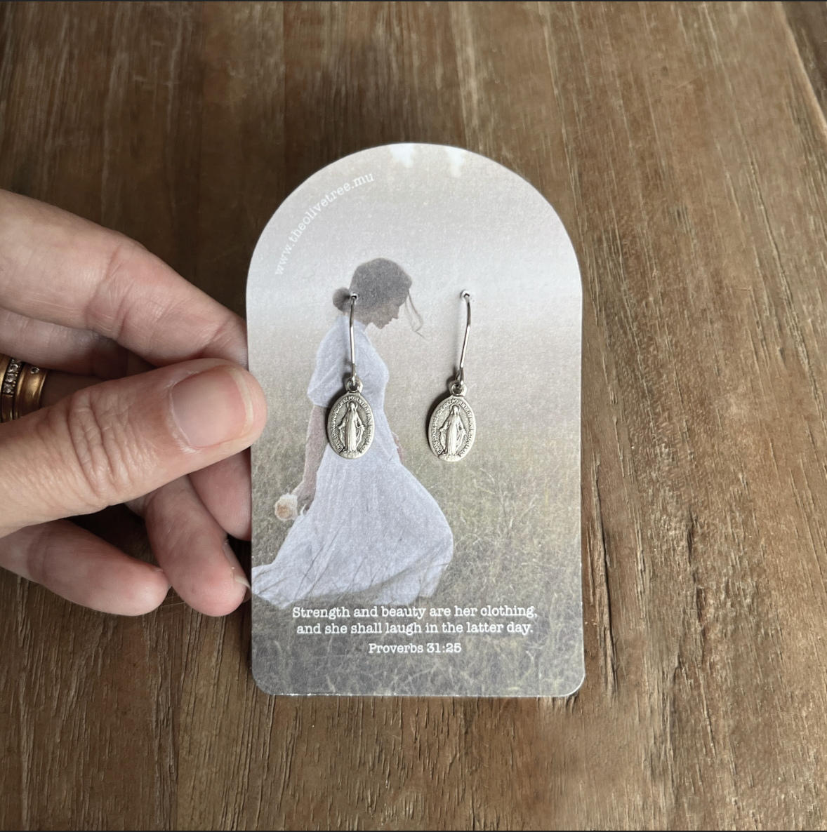 Arrival New | Gold + Silver | Medal Earrings