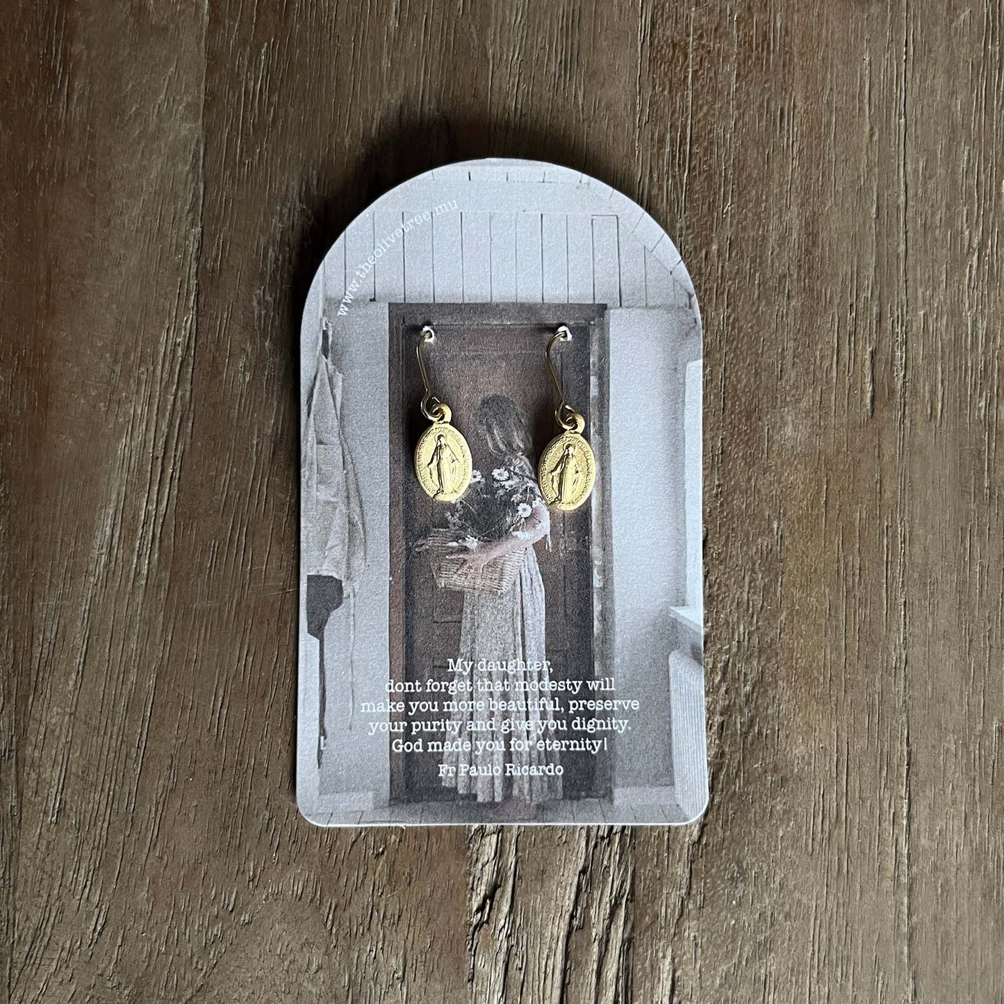 Arrival New | Gold + Silver | Medal Earrings