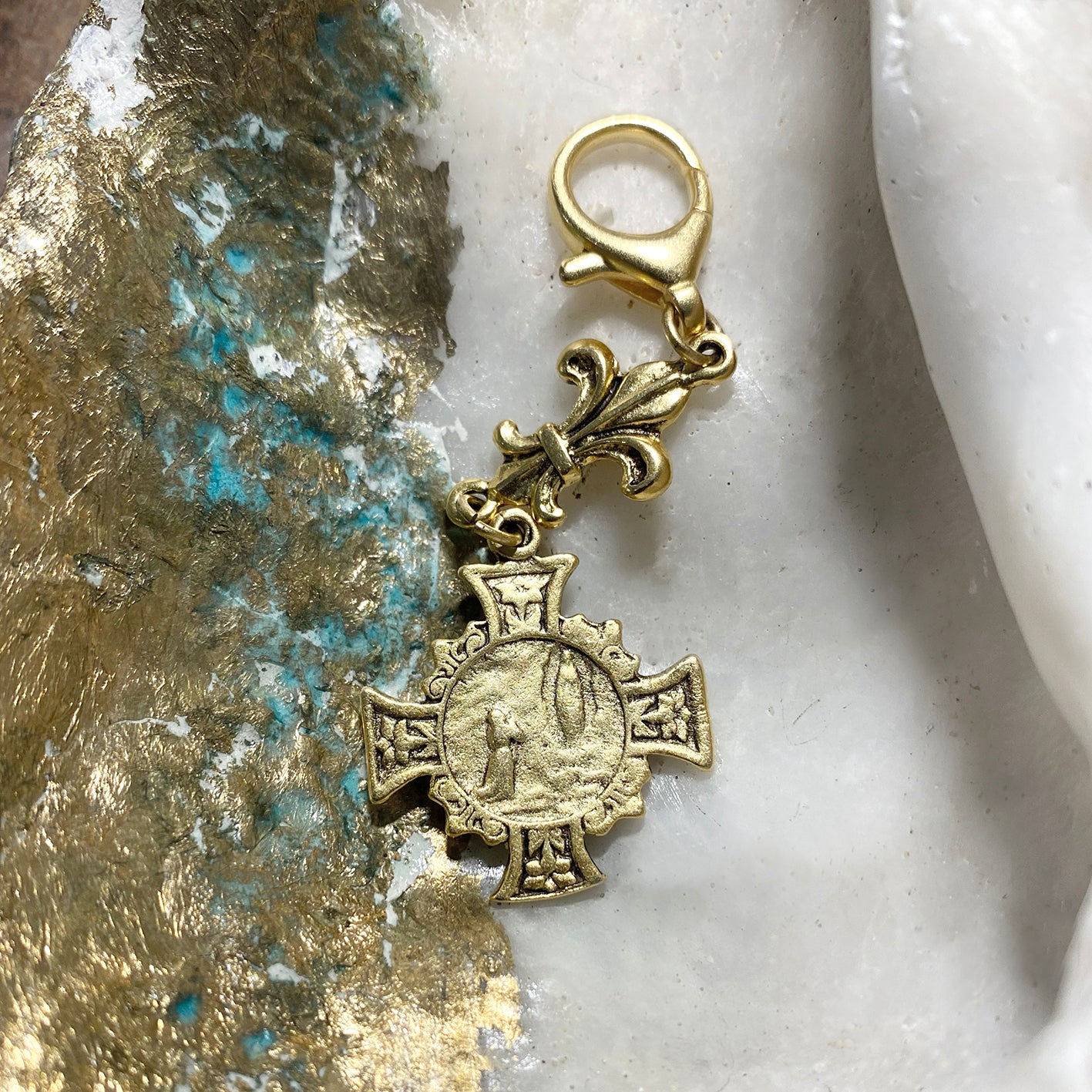 Golden Collection | Catholic Jewelry Keyrings